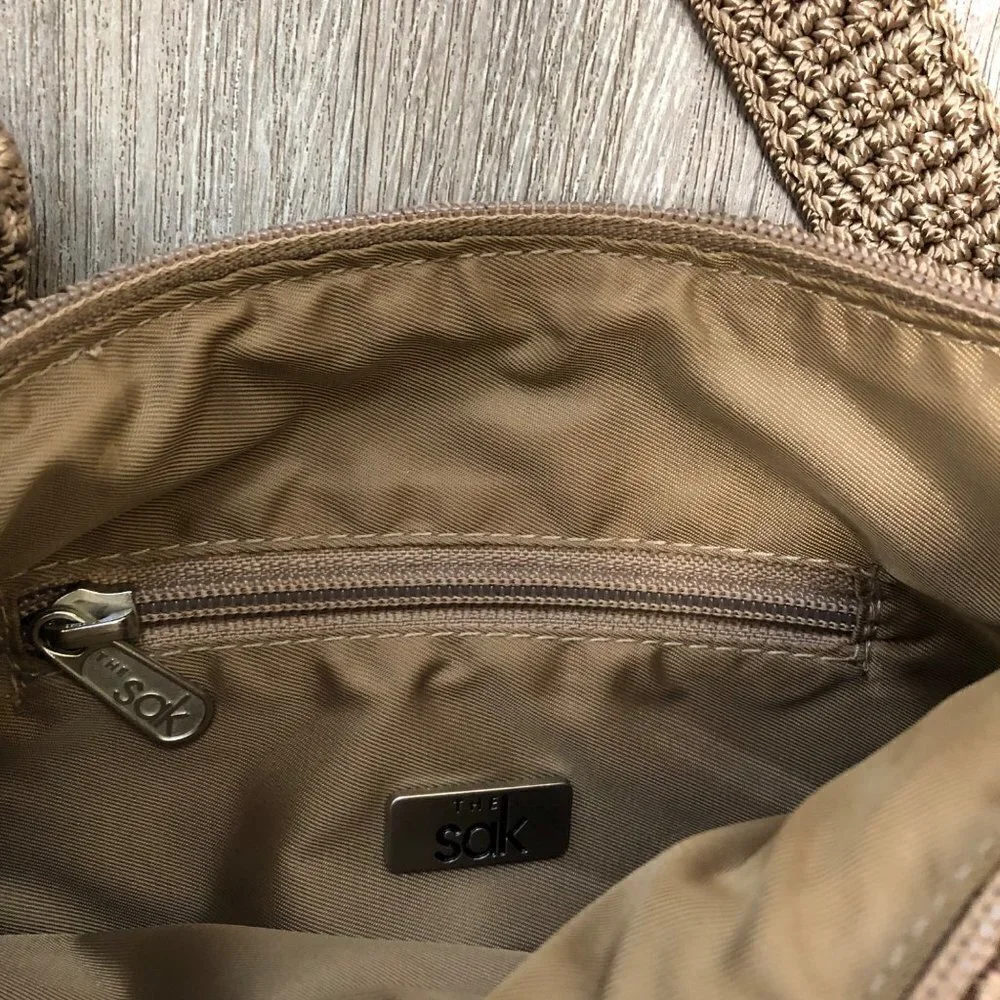 The Sak Knit Crossbody Purse Fabiana Bag Neutral Ton Taupe Tan Chunky Knit Beige